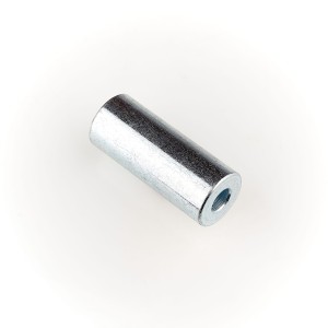 HATZ 1D81 1D90 tuleja dystansowa zbiornika 03989800